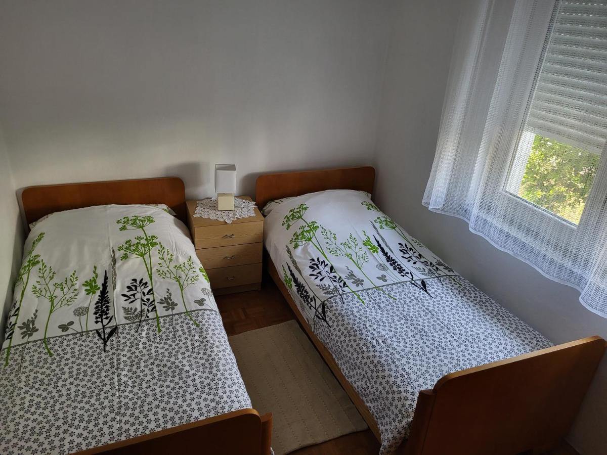 11 Ulica Drage Gervaisa Apartman Crikvenica Kültér fotó